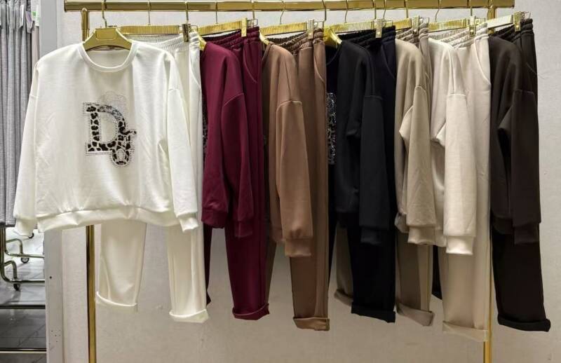 Komplet damskie (Włoskie produkt) Roz Standard, Mix Kolor Paczka 5 szt 1